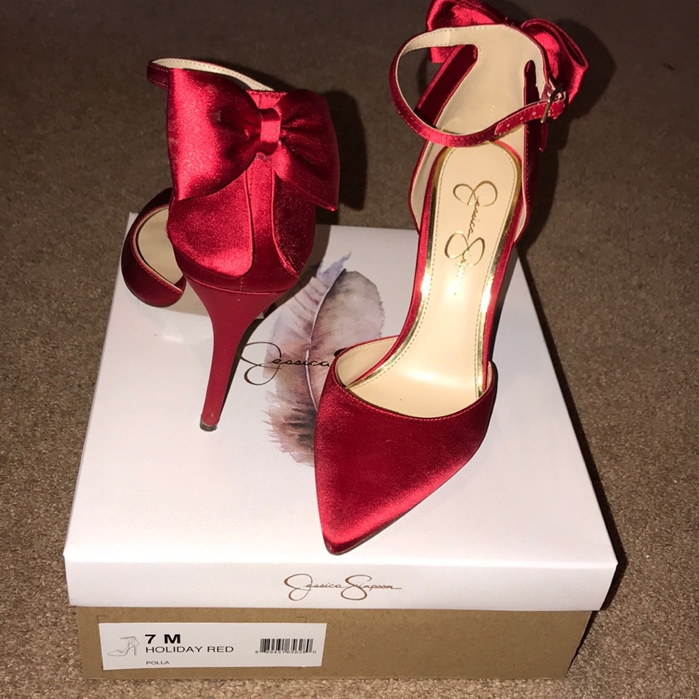 Jessica Simpson red heels with box ❤️ used once ❣️